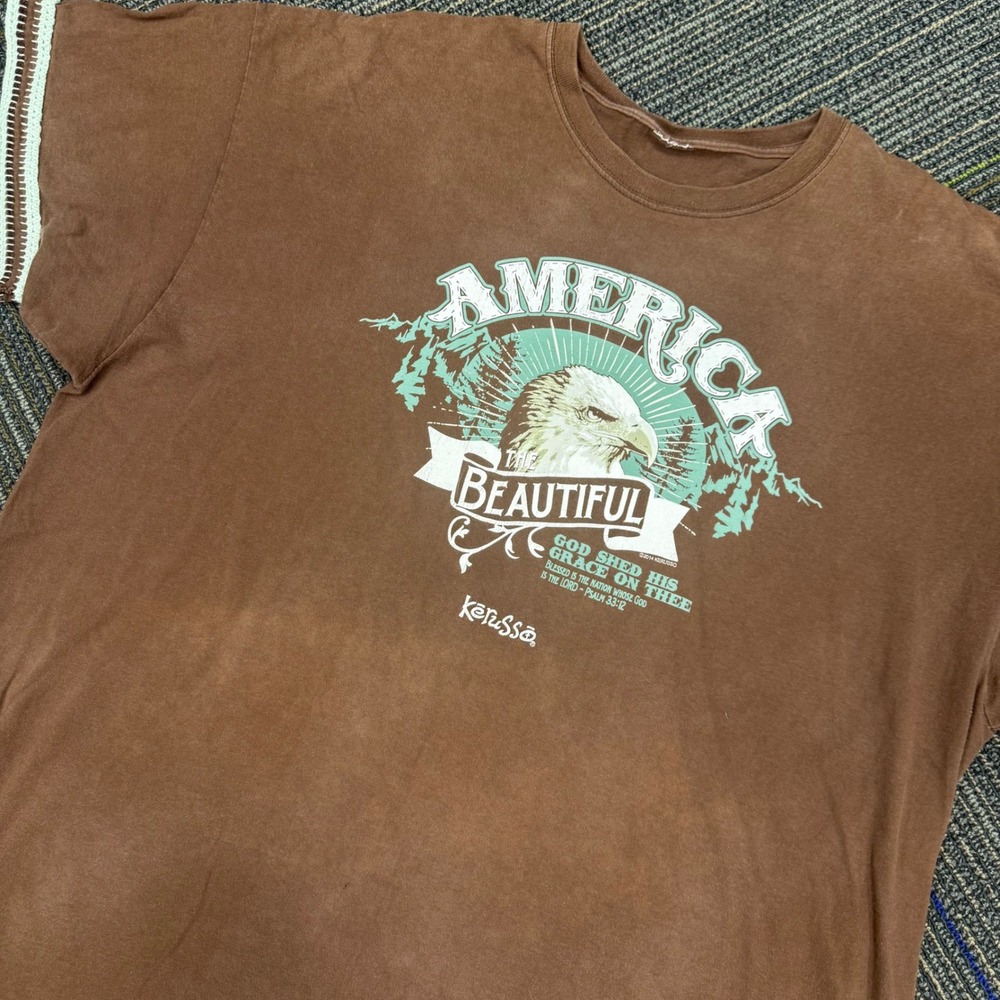 Womens America the Beautiful Eagle Graphic T-Shirt Brown Crochet Trim